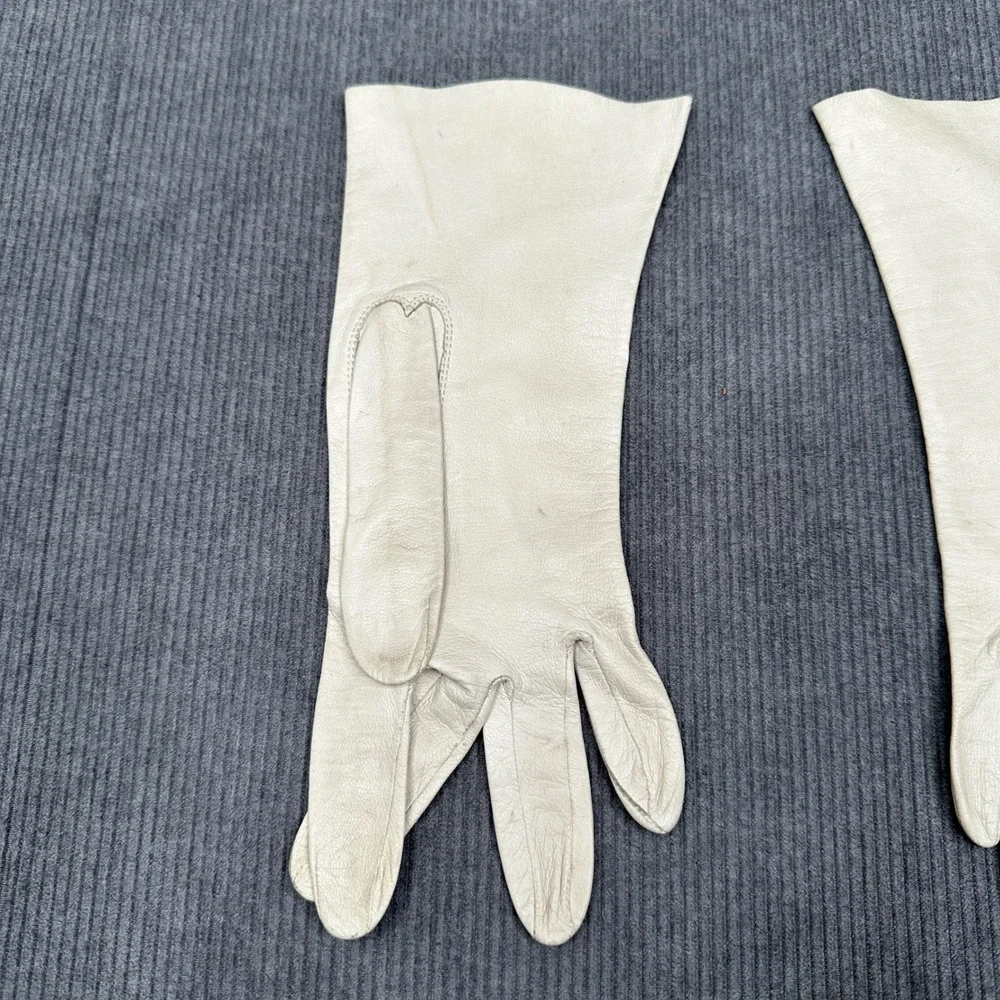 Vintage Cream Leather Dress Gloves Mid Length Three Point Stitch Off White